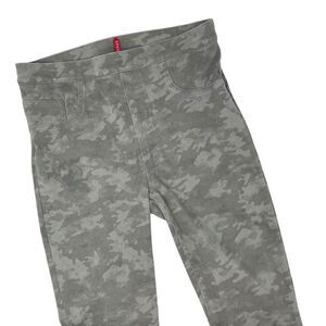 SPANX Women's Green Camo Skinny Compression‎ Jeggings Back Pockets Size L